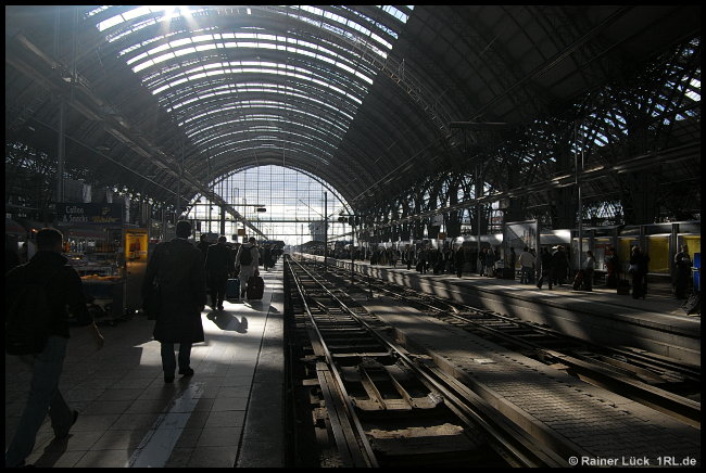 Bahnsteighalle Hauptbahnhof Frankfurt